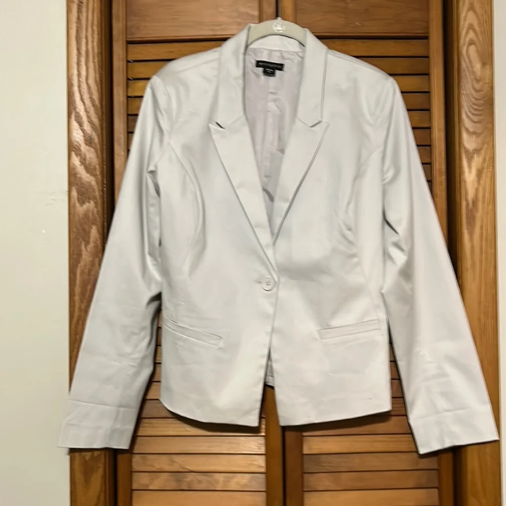 Blazer - Picture 1 of 3